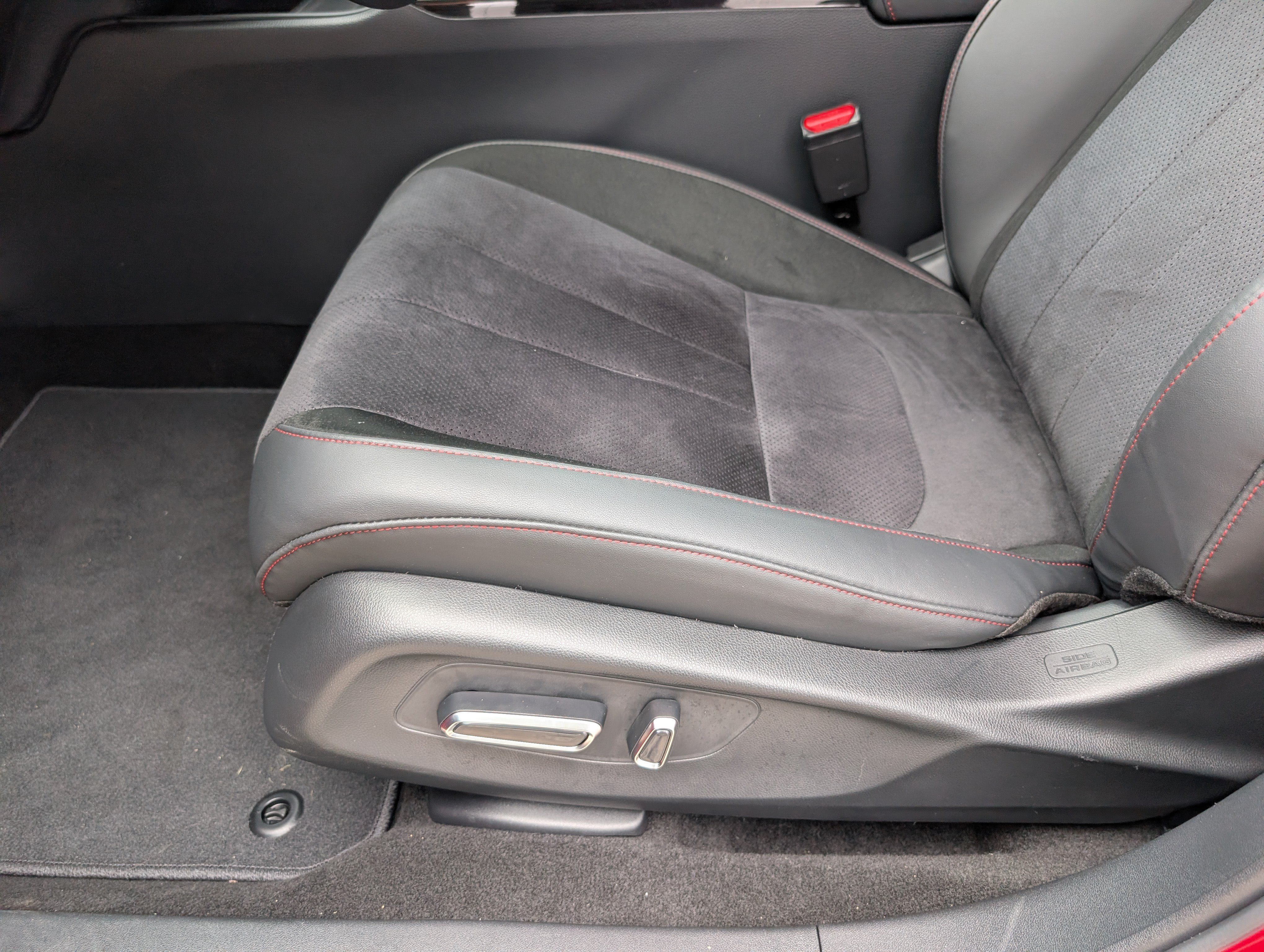 Certified 2025 Acura ADX A-Spec AWD/4WD image 10