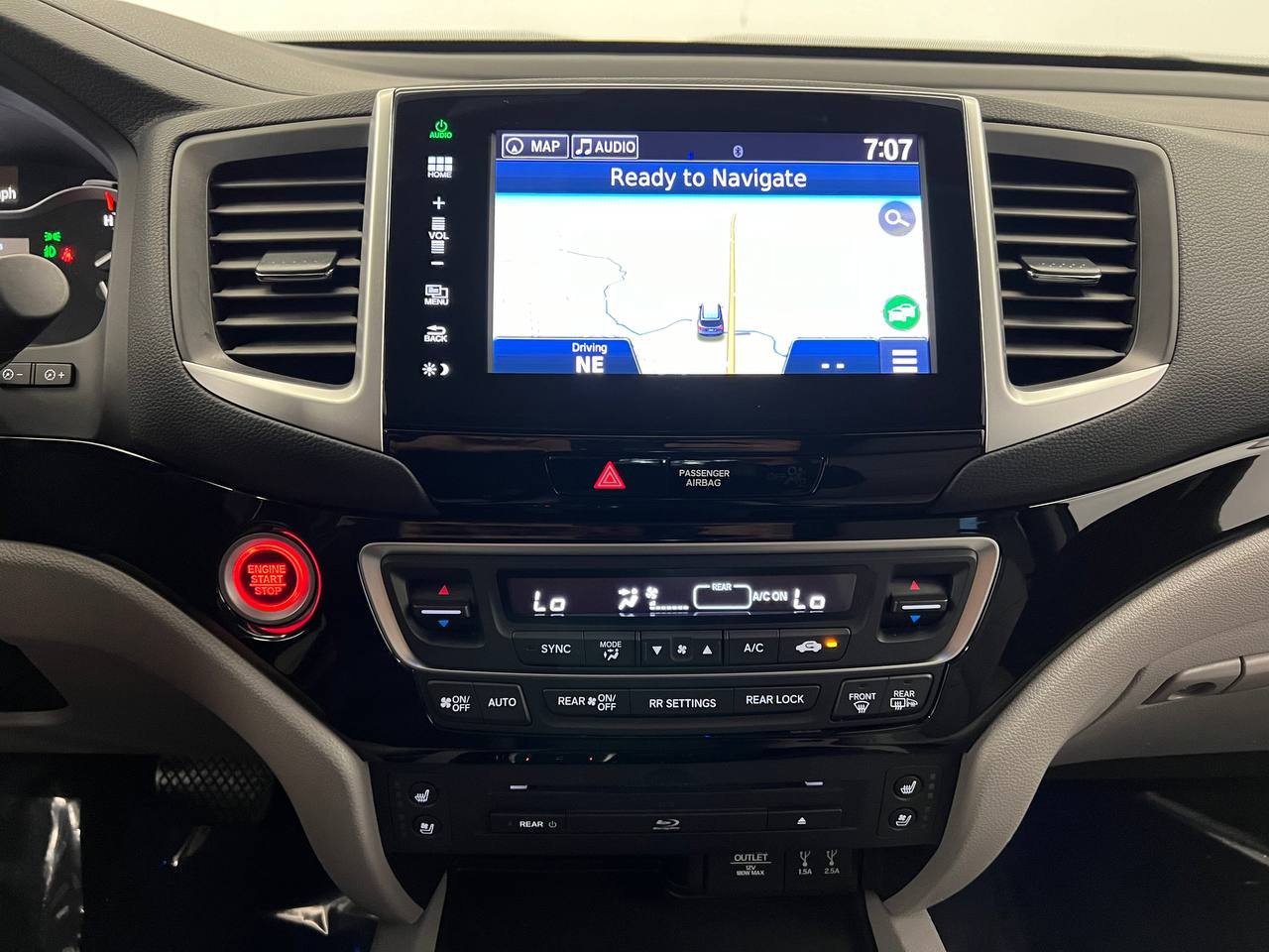 Used 2016 Honda Pilot Elite image 19