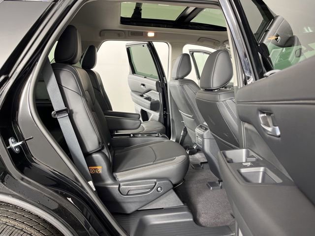 New 2026 Nissan Pathfinder SL w/ SL Premium Package AWD/4WD image 48
