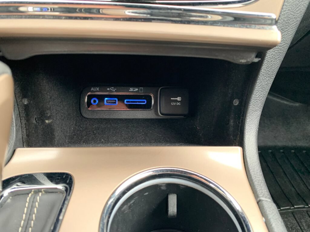 Used 2017 Jeep Grand Cherokee Limited w/ Trailer Tow Group IV AWD/4WD image 22