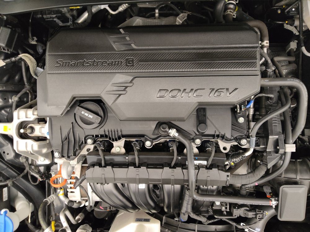 Used 2023 Hyundai Elantra SE FWD image 30