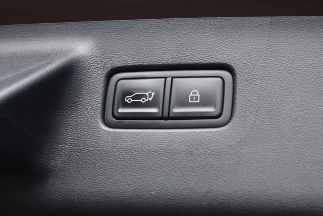 Used 2024 Hyundai Santa Fe Limited AWD/4WD image 19
