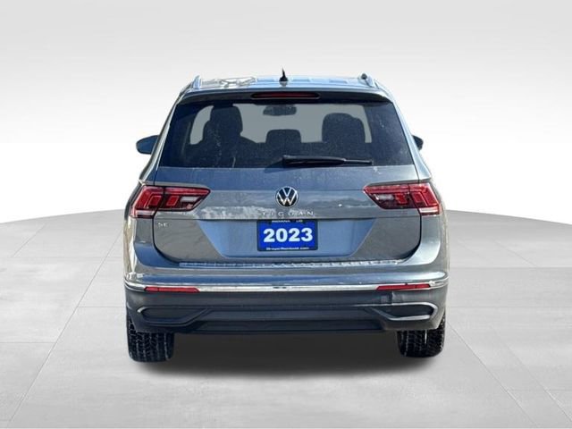 Used 2023 Volkswagen Tiguan SE image 6
