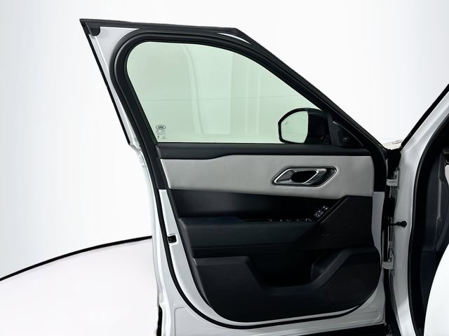 Used 2026 Land Rover Range Rover Velar Dynamic SE image 11