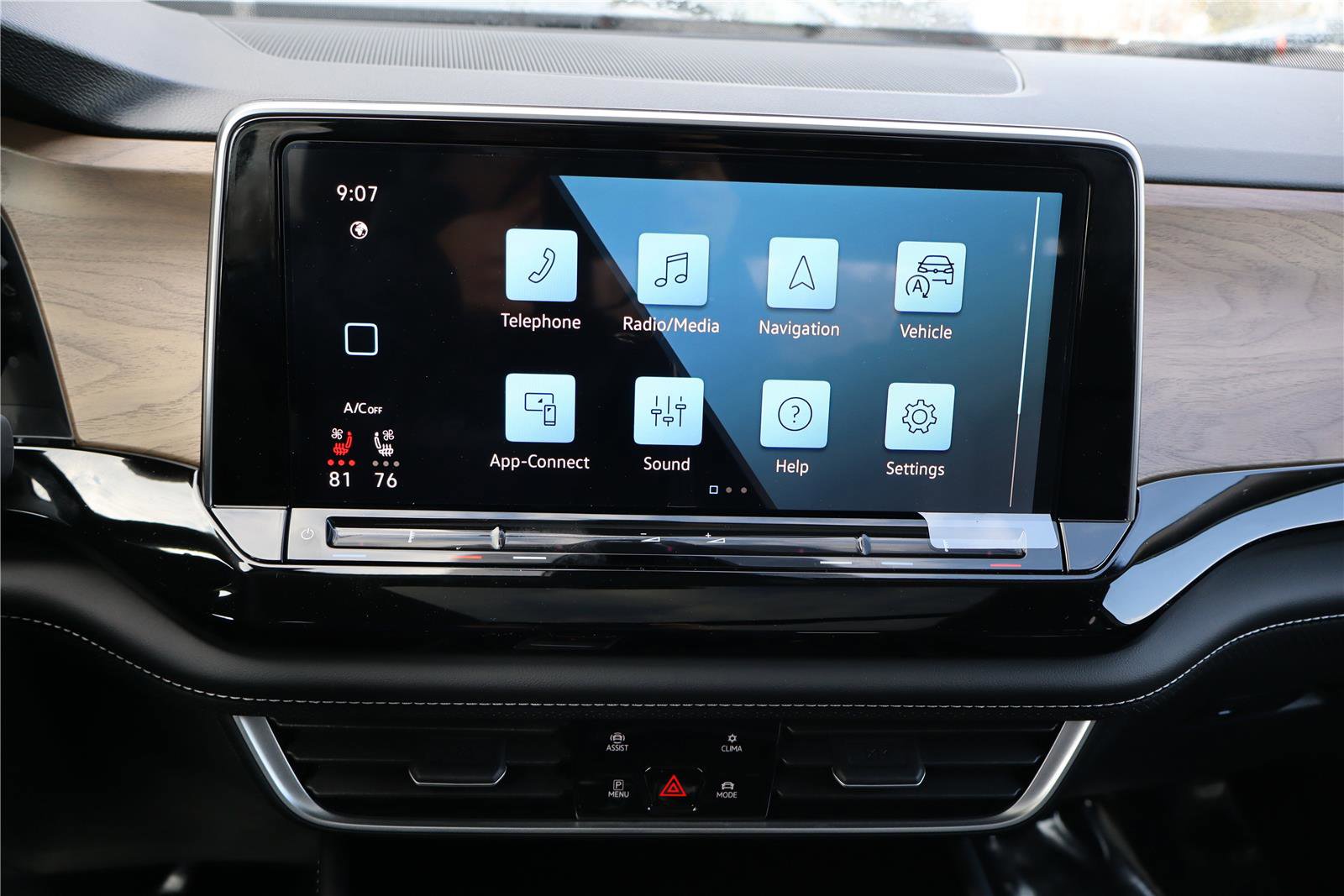 New 2026 Volkswagen Atlas SE image 19