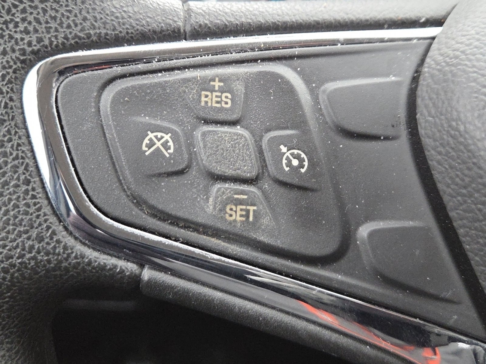 Used 2016 Chevrolet Cruze LT w/ Convenience Package image 6