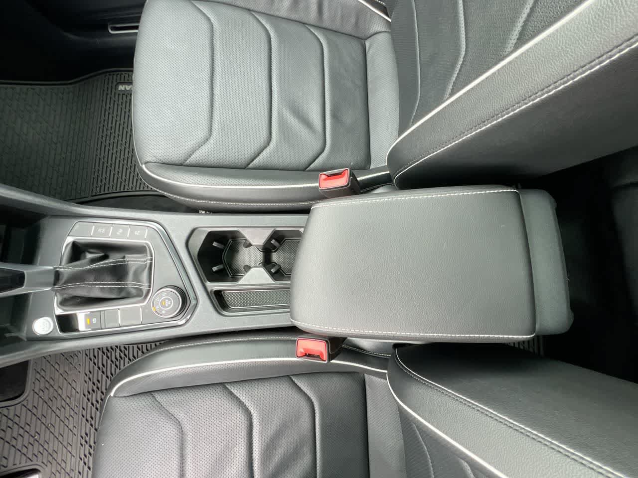 Used 2022 Volkswagen Tiguan SEL R-Line AWD/4WD image 21