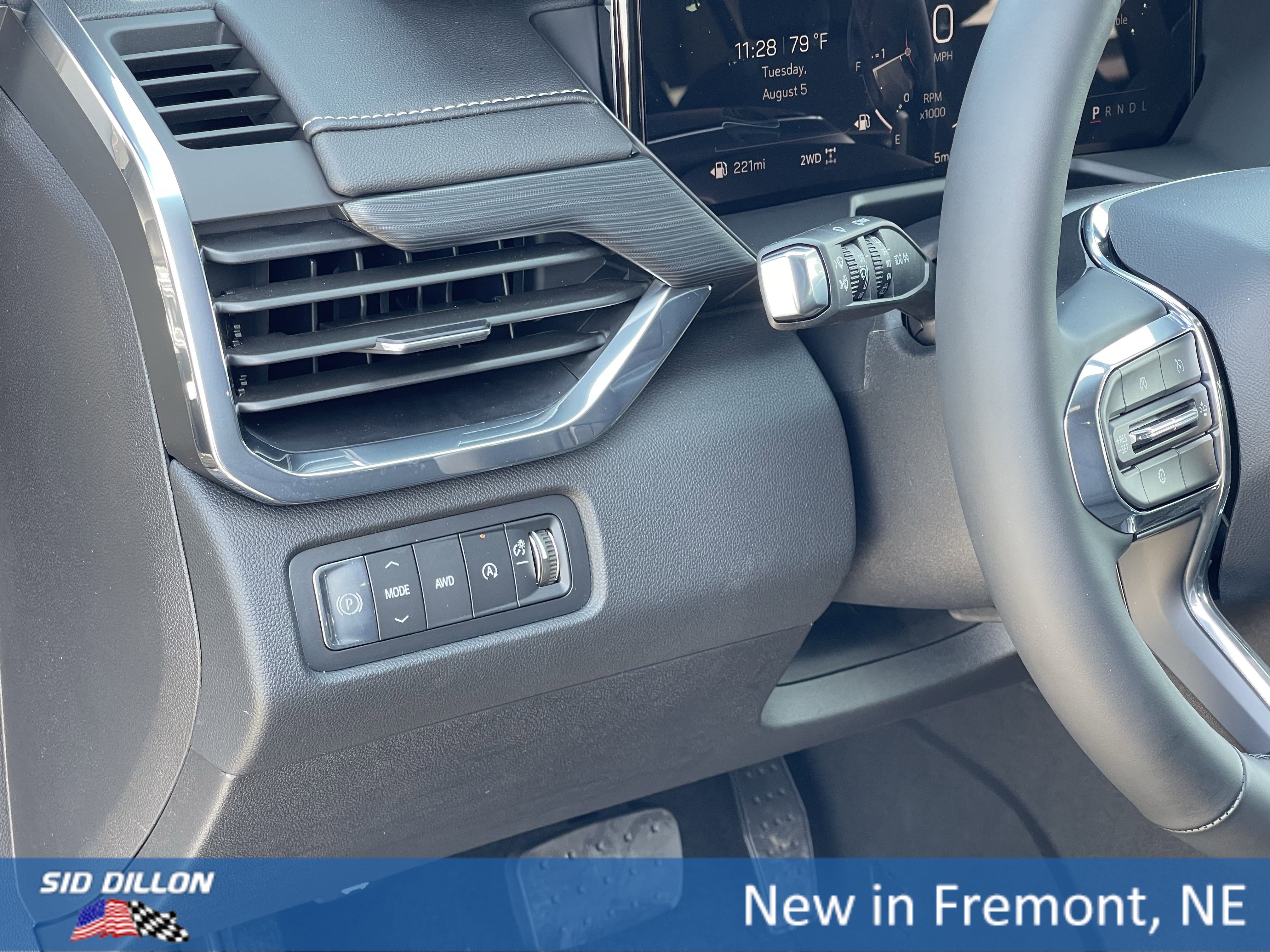 New 2026 GMC Acadia Elevation image 7