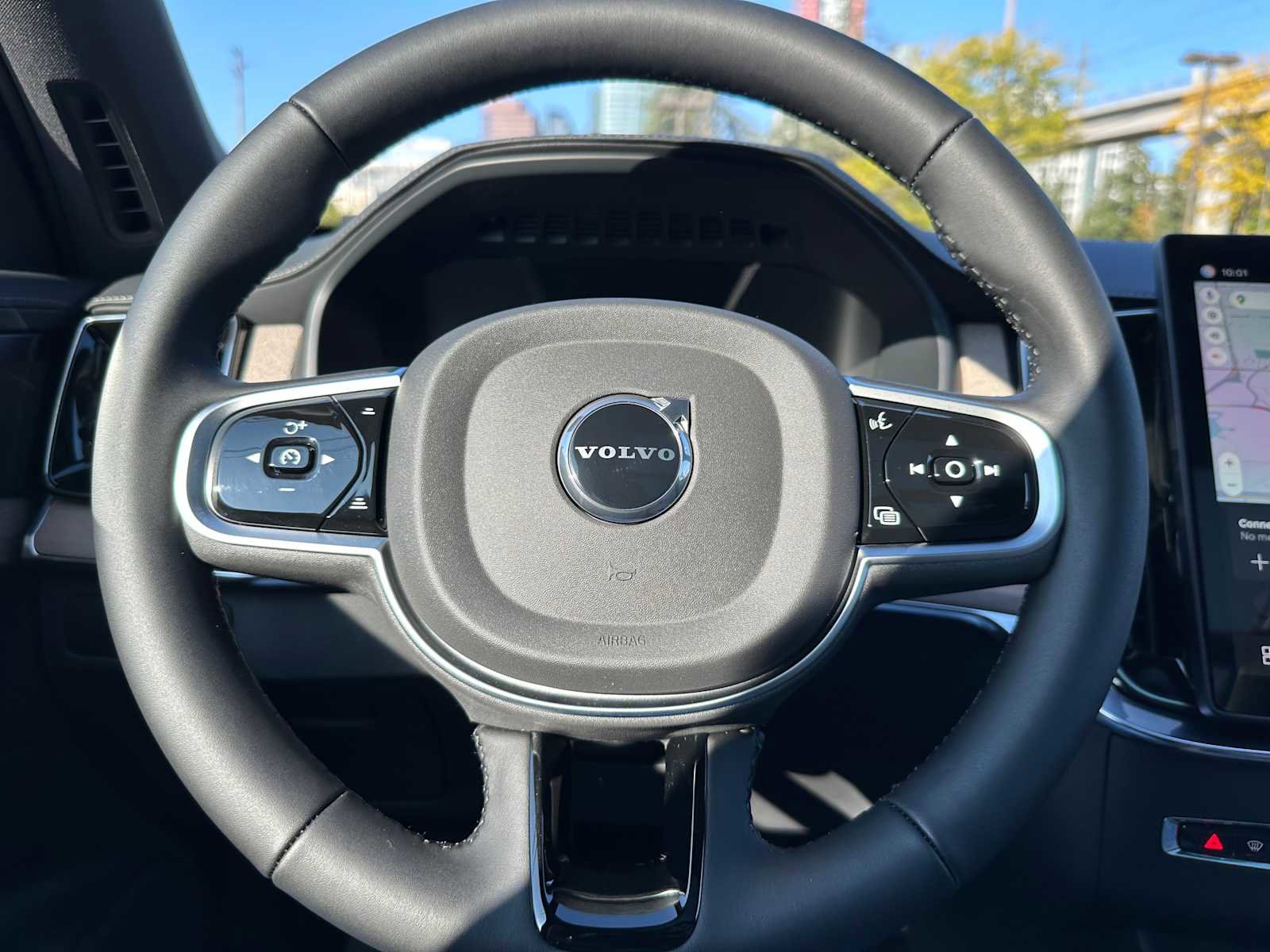 New 2026 Volvo XC90 B6 Plus w/ Protection Package Premier image 25