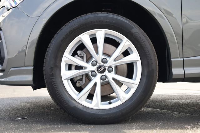 Used 2023 Audi Q3 2.0T Premium Plus w/ Premium Plus Package image 8