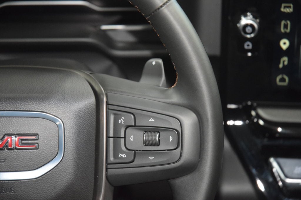 Used 2025 GMC Sierra 1500 AT4 w/ AT4 Premium Package AWD/4WD image 43