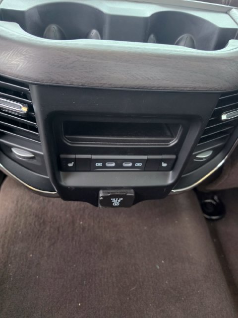 New 2026 RAM 3500 Laramie AWD/4WD image 11