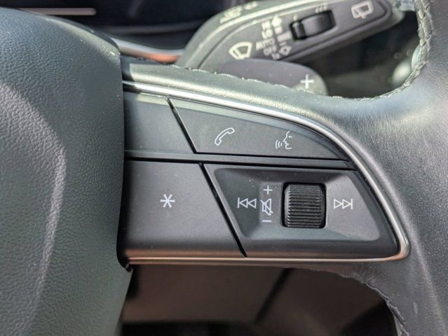 Used 2022 Audi Q8 Premium Plus image 18