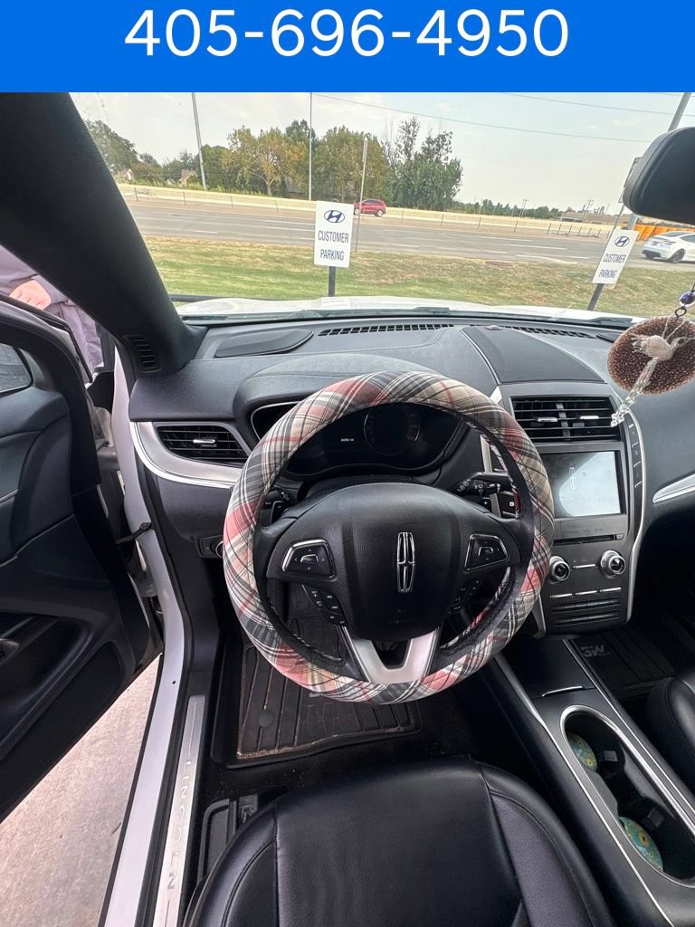 Used 2017 Lincoln MKC Premiere FWD image 6