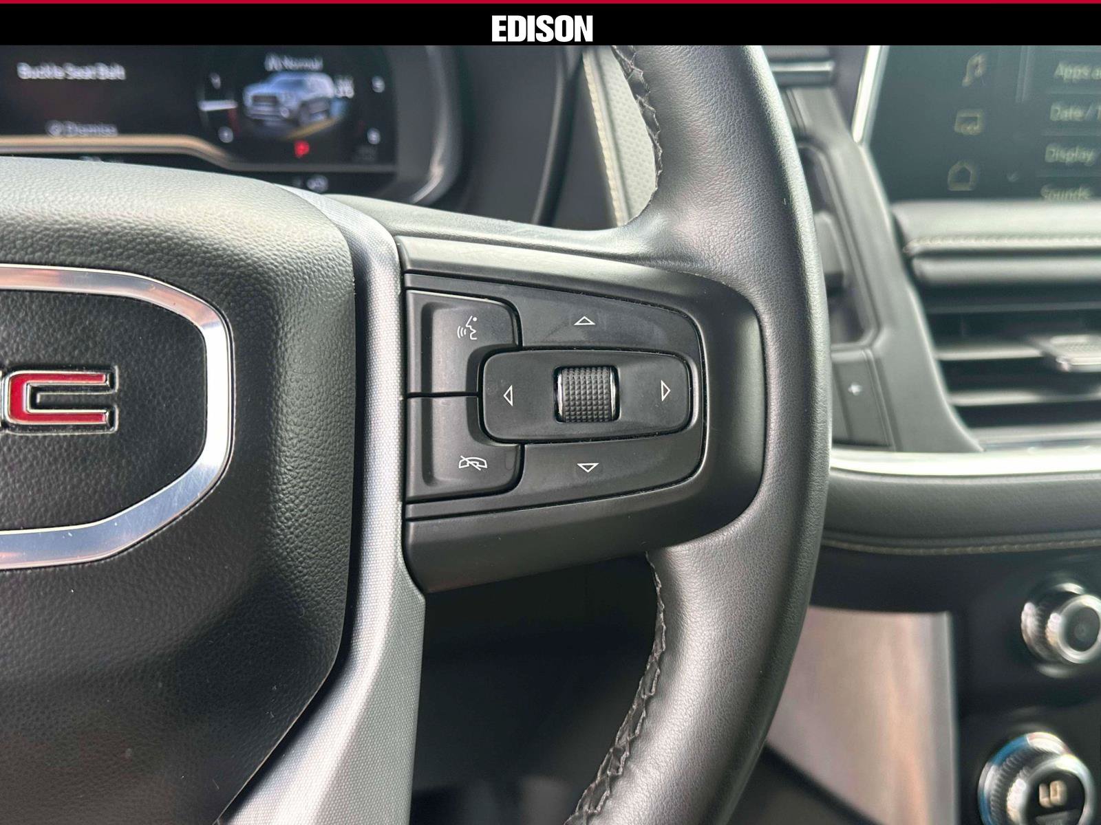 Used 2024 GMC Yukon SLT AWD/4WD image 22