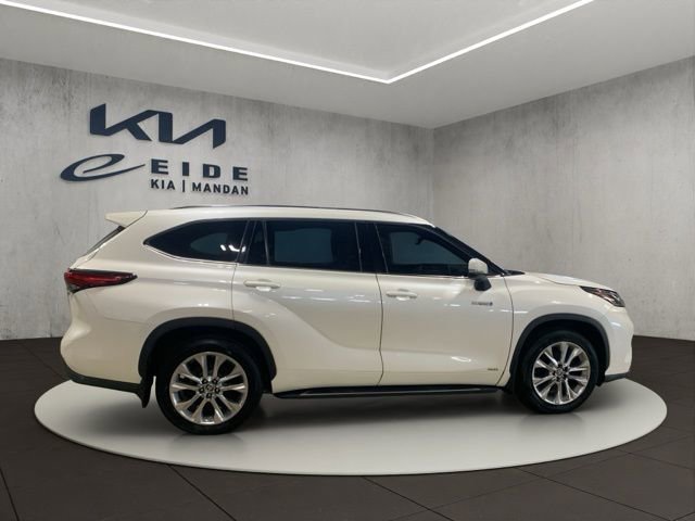 Used 2020 Toyota Highlander Limited image 6