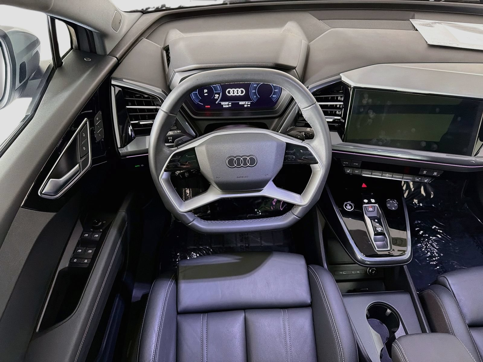 Certified 2023 Audi Q4 e-tron Premium Plus w/ Premium Plus AWD/4WD image 23