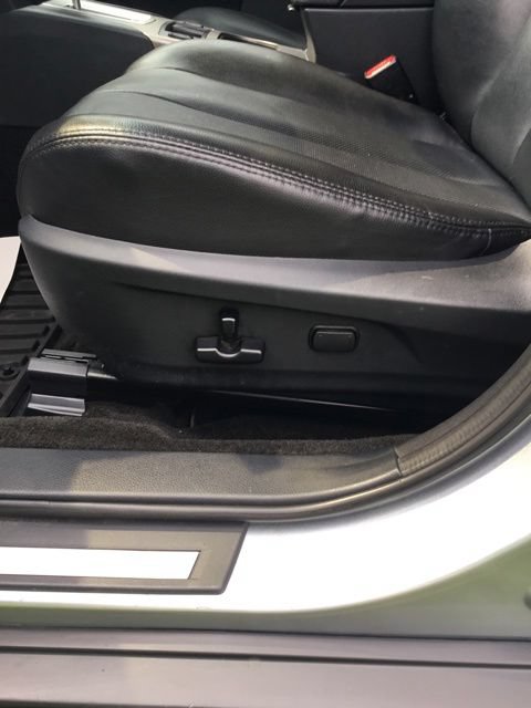 Used 2014 Subaru Outback 2.5i Limited w/ Moonroof Package AWD/4WD image 11