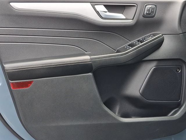Used 2024 Ford Escape SE w/ PHEV Premium Package FWD image 13