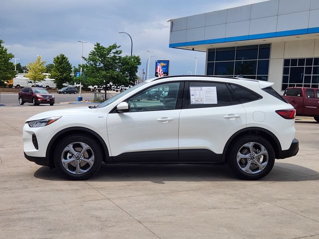 Used 2025 Ford Escape ST-Line Select w/ Tech Pack #1 AWD/4WD image 4