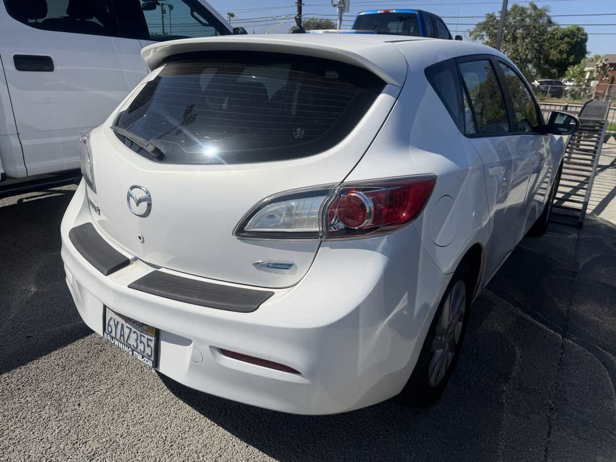 Used 2012 MAZDA MAZDA3 i Touring FWD image 4