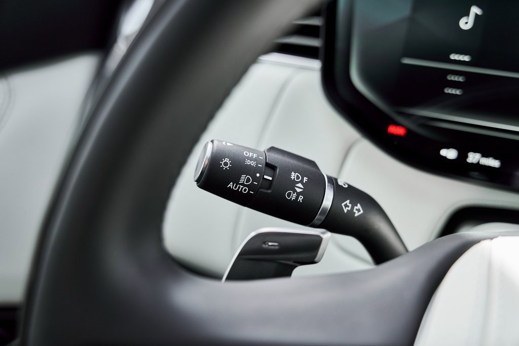 Used 2024 Land Rover Range Rover Long Wheelbase SE image 67