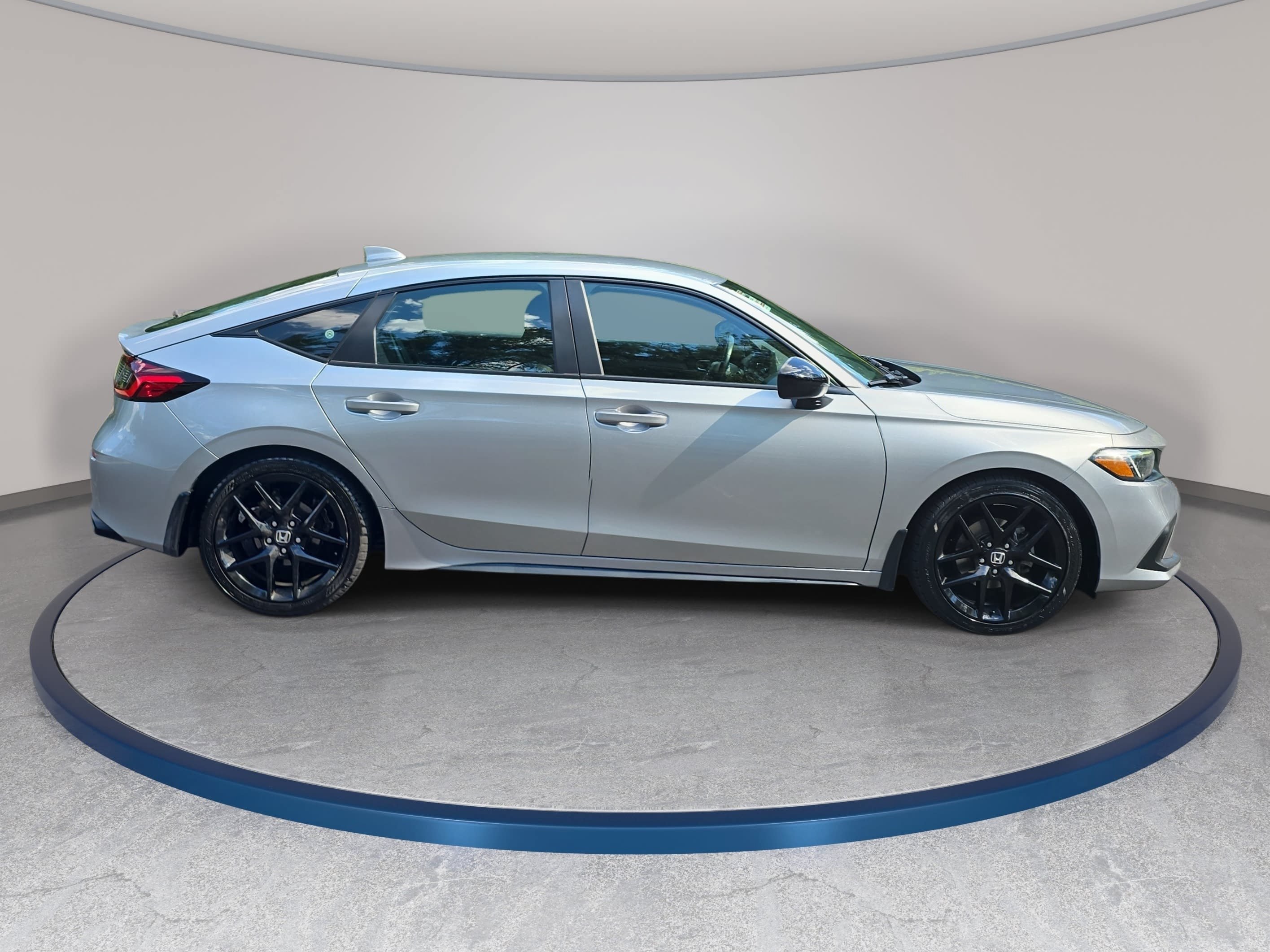 Used 2024 Honda Civic Sport image 4