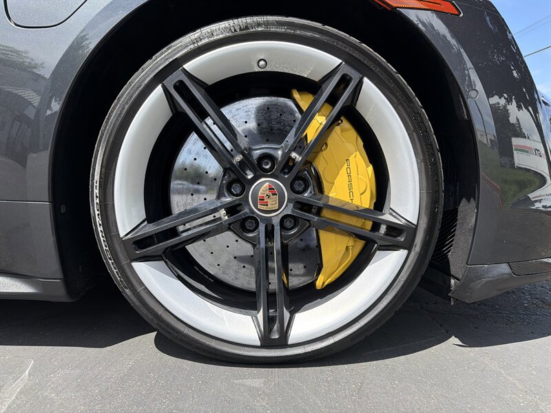 Used 2020 Porsche Taycan Turbo S w/ Premium Package AWD/4WD image 13