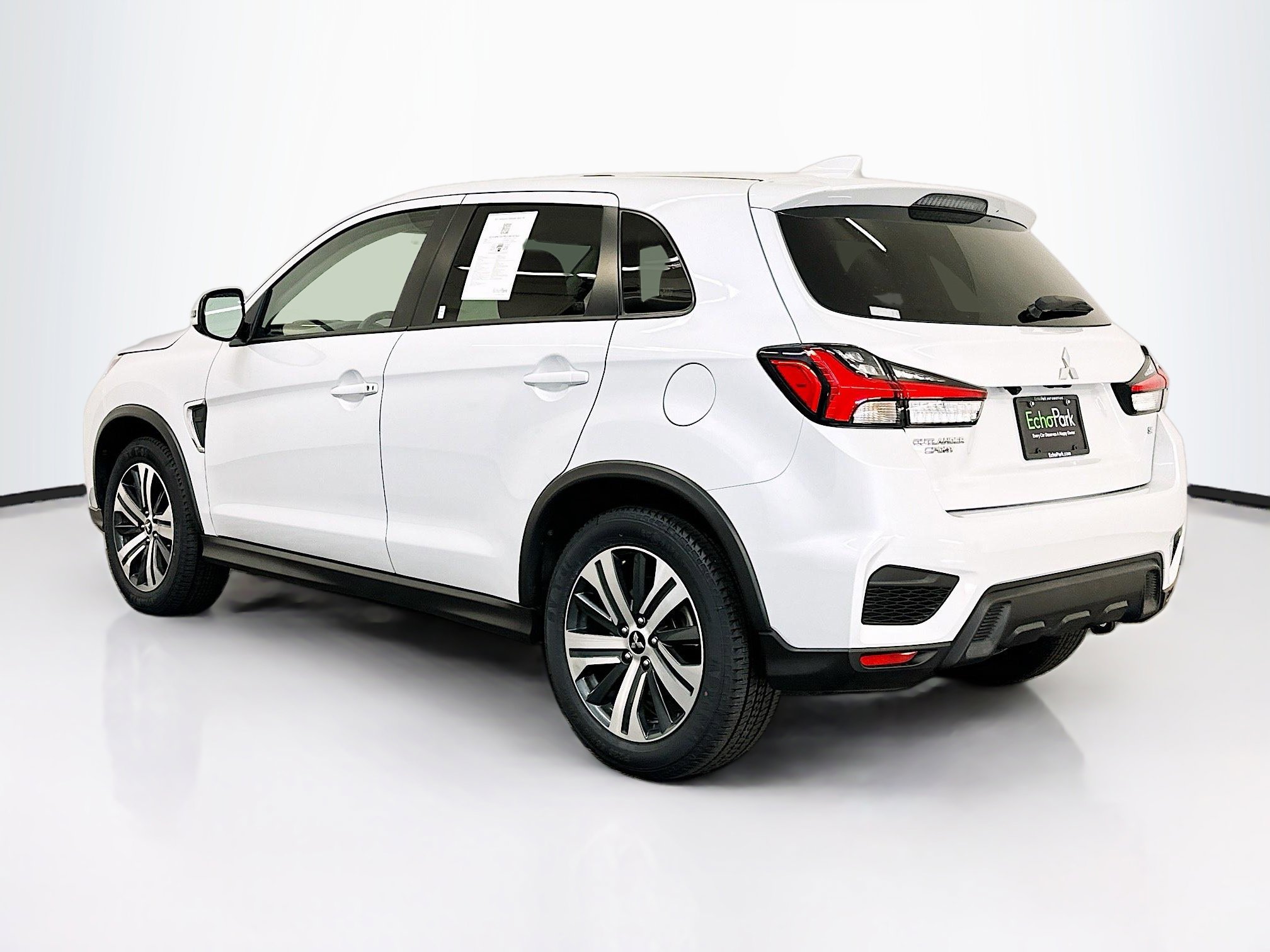 Used 2025 Mitsubishi Outlander Sport SE image 5