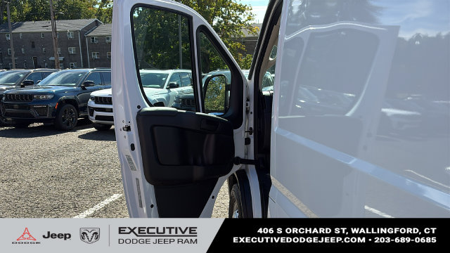 Used 2025 RAM ProMaster 2500 w/ U-Haul Equipment Group FWD image 8