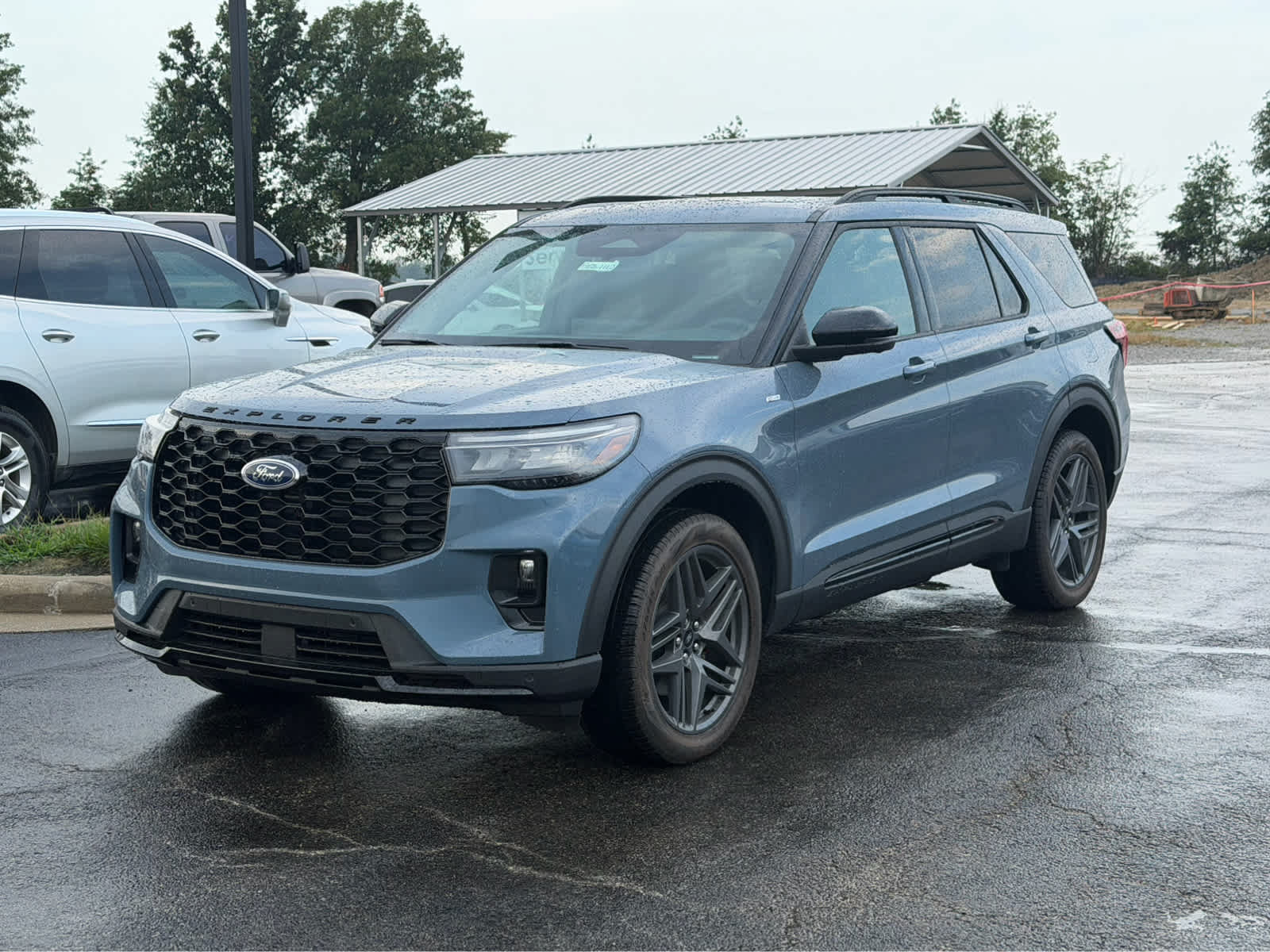 New 2026 Ford Explorer ST-Line w/ ST-Line Street Pack AWD/4WD image 1