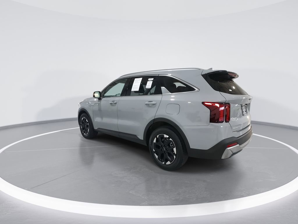 Used 2025 Kia Sorento S w/ Panoramic Sunroof Package image 6