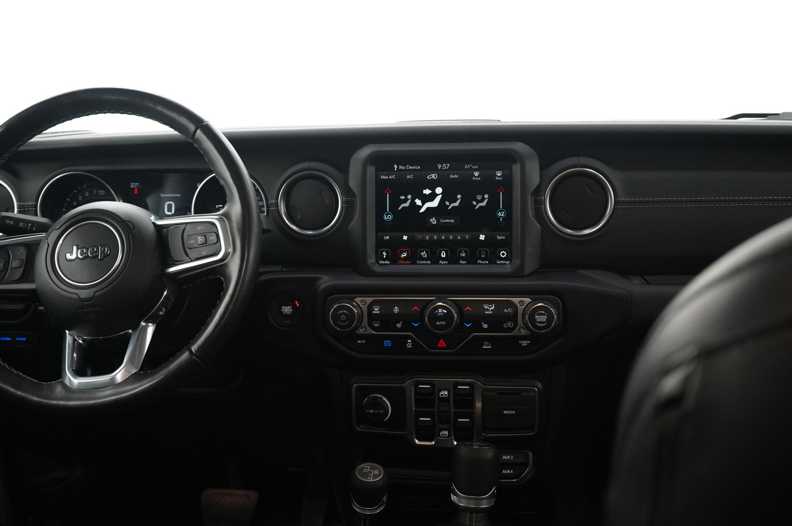 Used 2023 Jeep Wrangler Unlimited Sahara w/ Cold Weather Group image 14