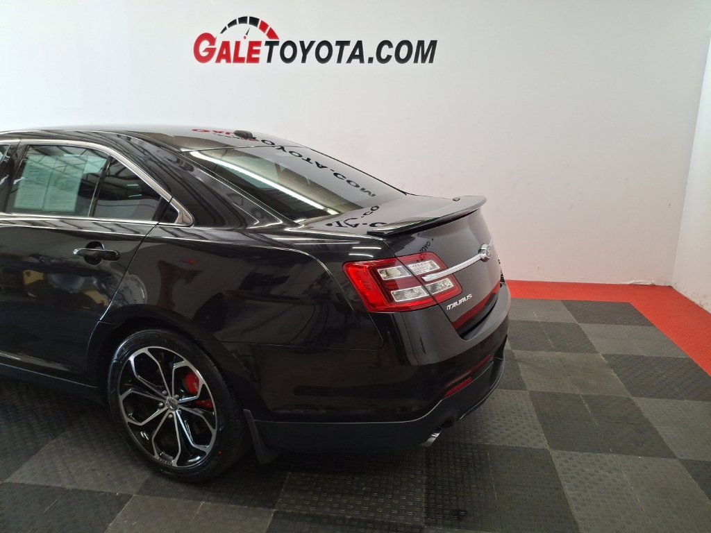 Used 2013 Ford Taurus SHO AWD/4WD image 7