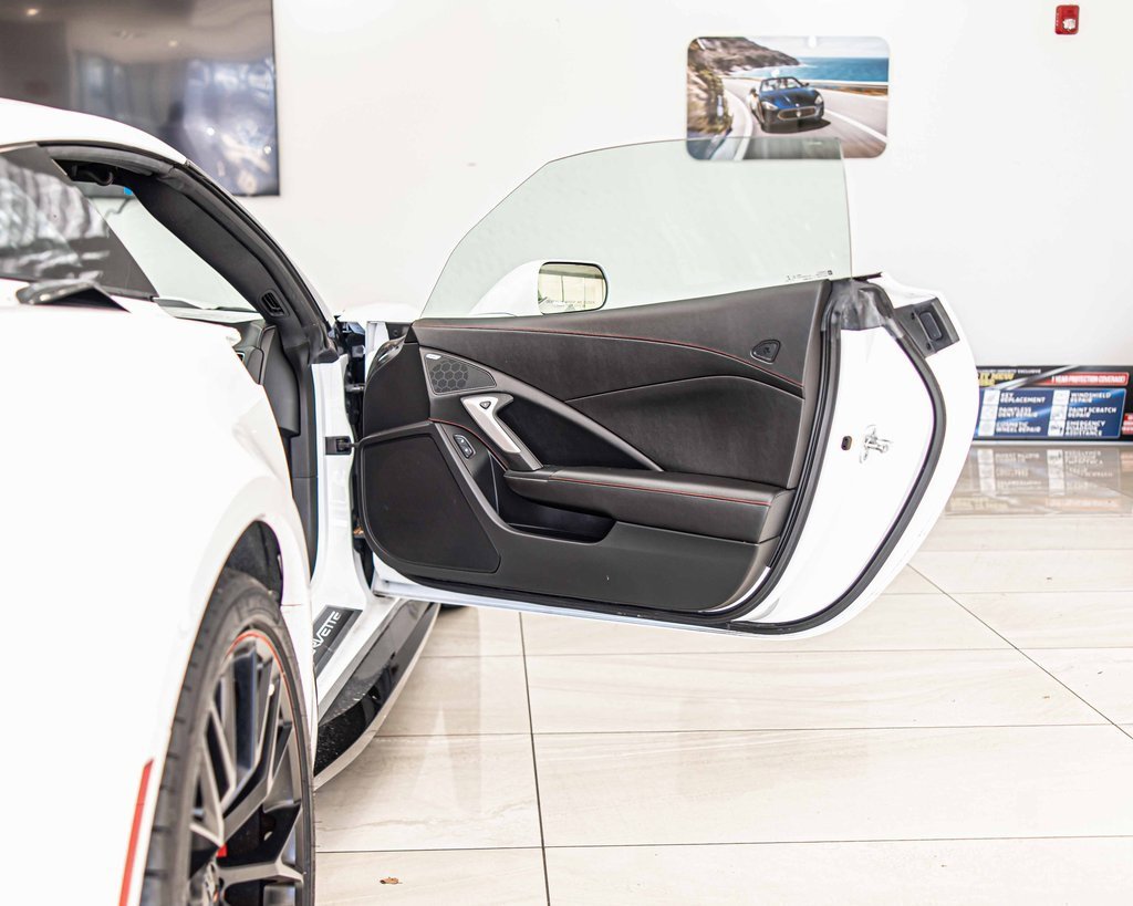 Used 2019 Chevrolet Corvette Z06 w/ Battery Protection Package image 35