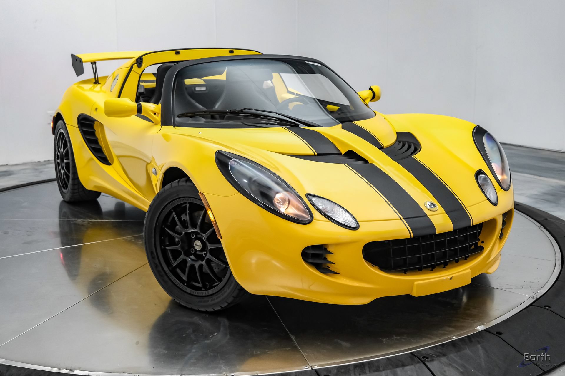 Used 2005 Lotus Elise RWD image 33