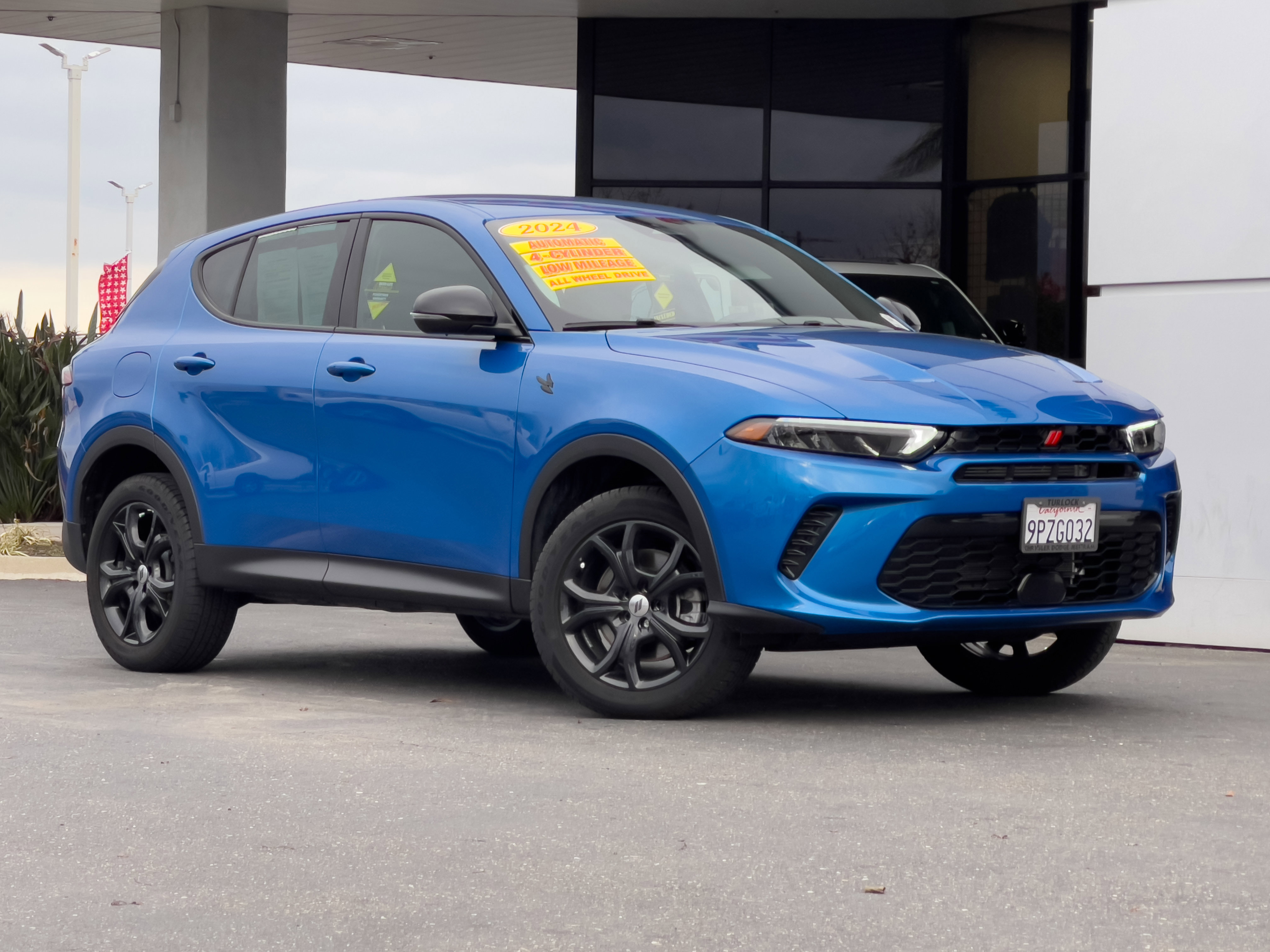 Used 2024 Dodge Hornet GT w/ GT Blacktop Package image 2