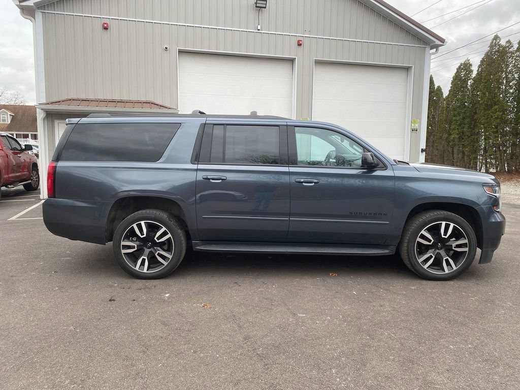 Used 2020 Chevrolet Suburban Premier AWD/4WD image 4