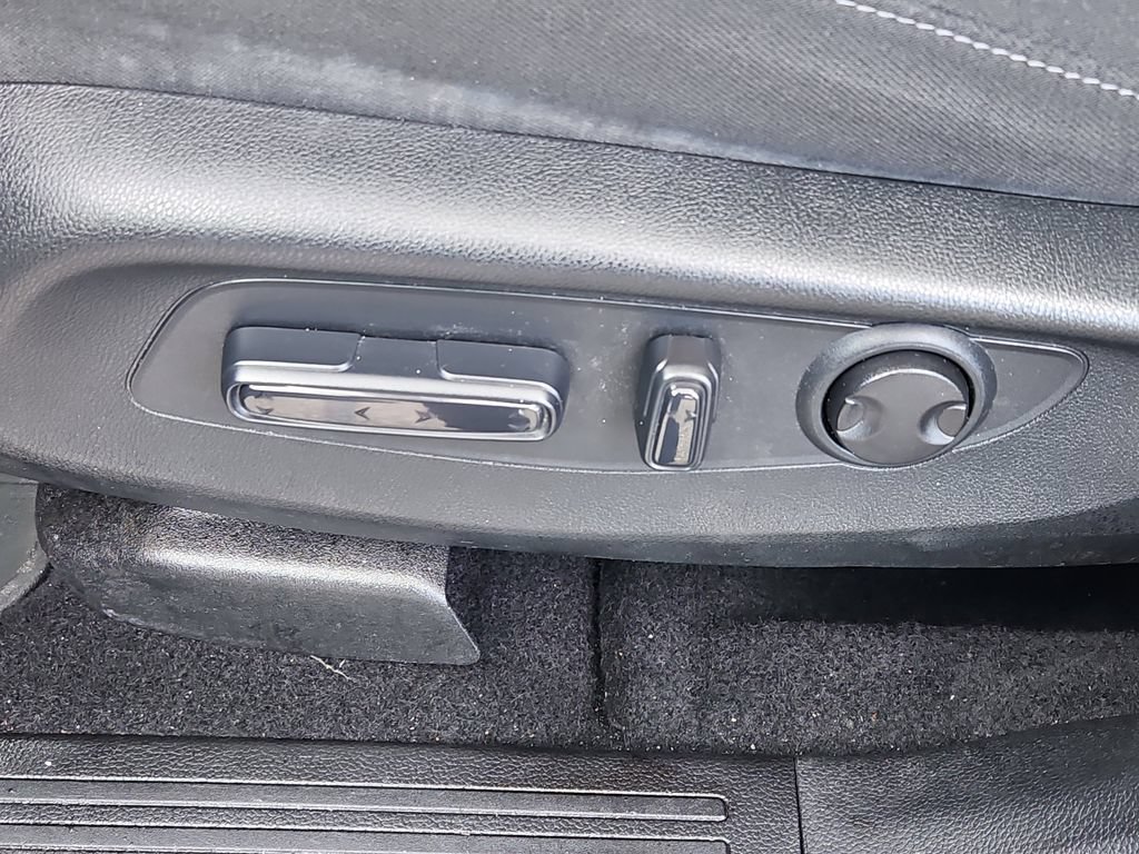 Certified 2024 Honda CR-V EX image 21