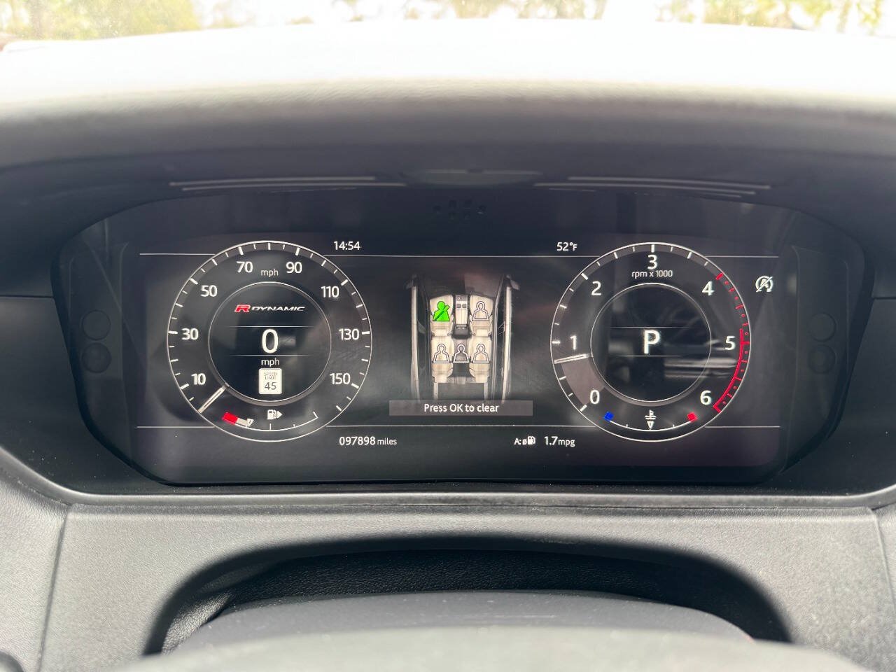 Used 2018 Land Rover Range Rover Velar R-Dynamic HSE AWD/4WD image 26