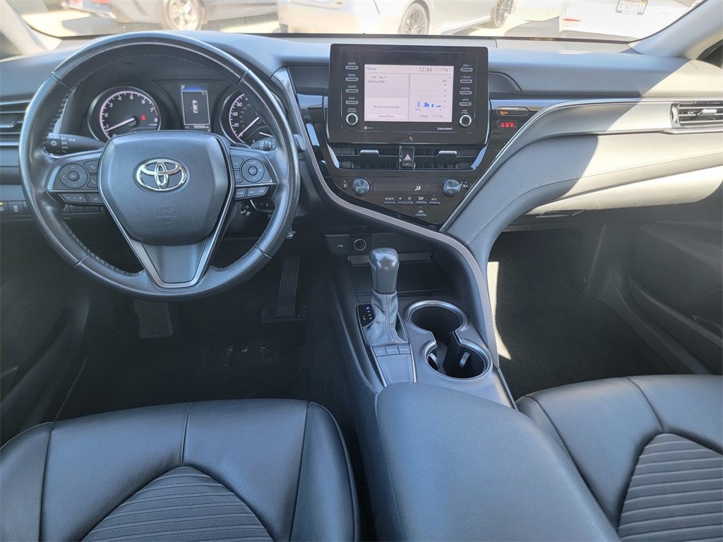 Used 2023 Toyota Camry SE image 16