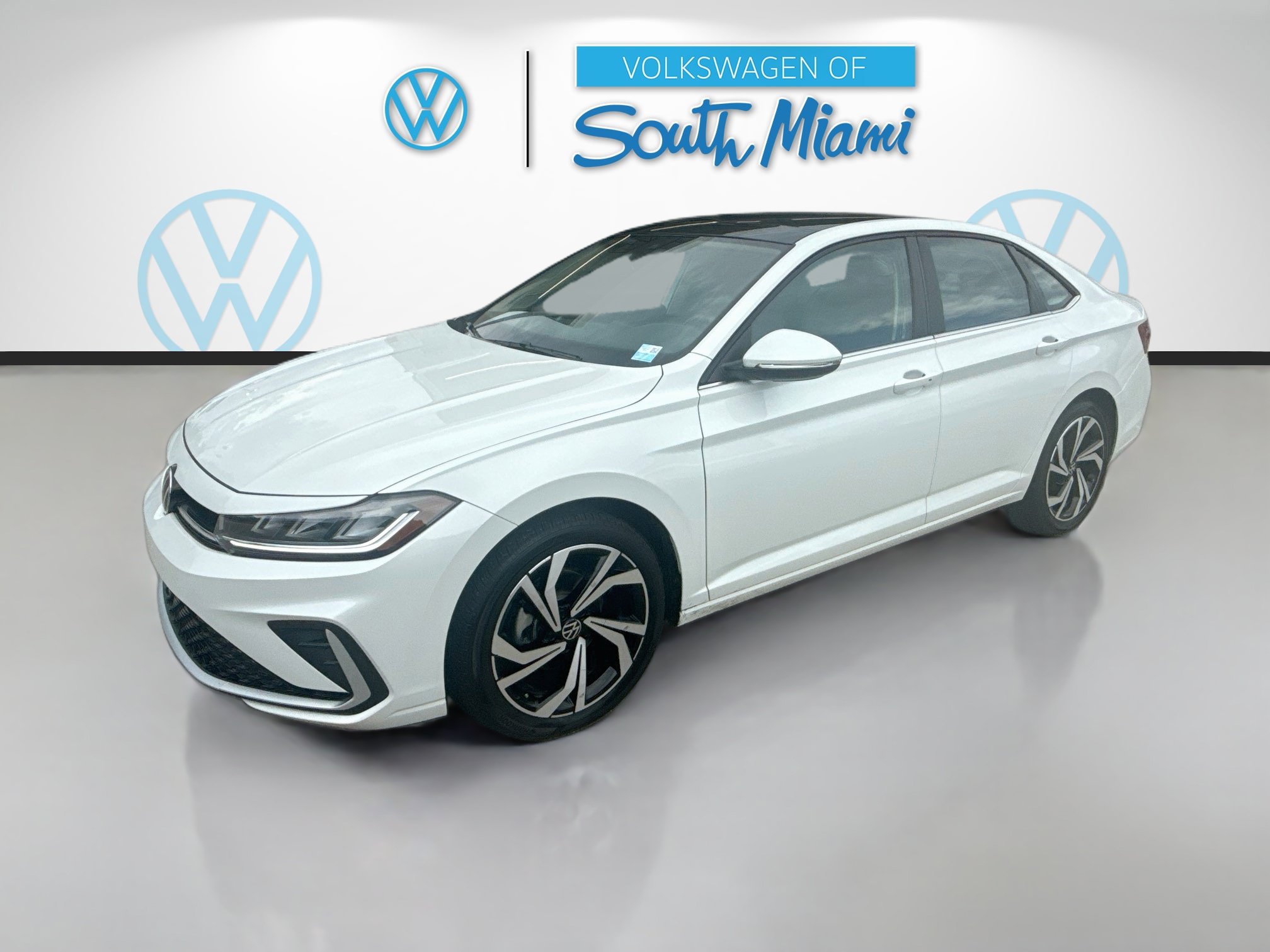 Used 2025 Volkswagen Jetta SEL FWD image 3