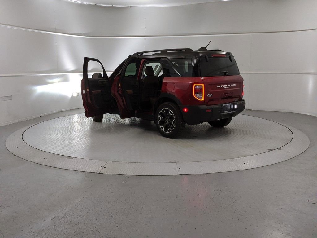 New 2025 Ford Bronco Sport Outer Banks image 10