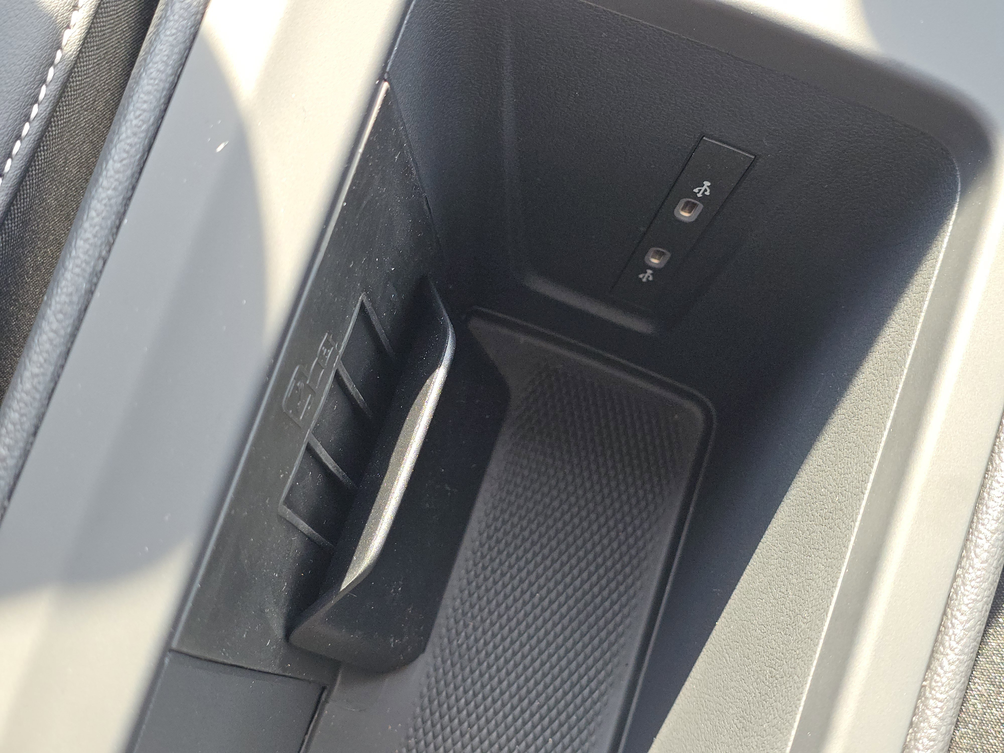 New 2026 Volkswagen Tiguan SE image 25