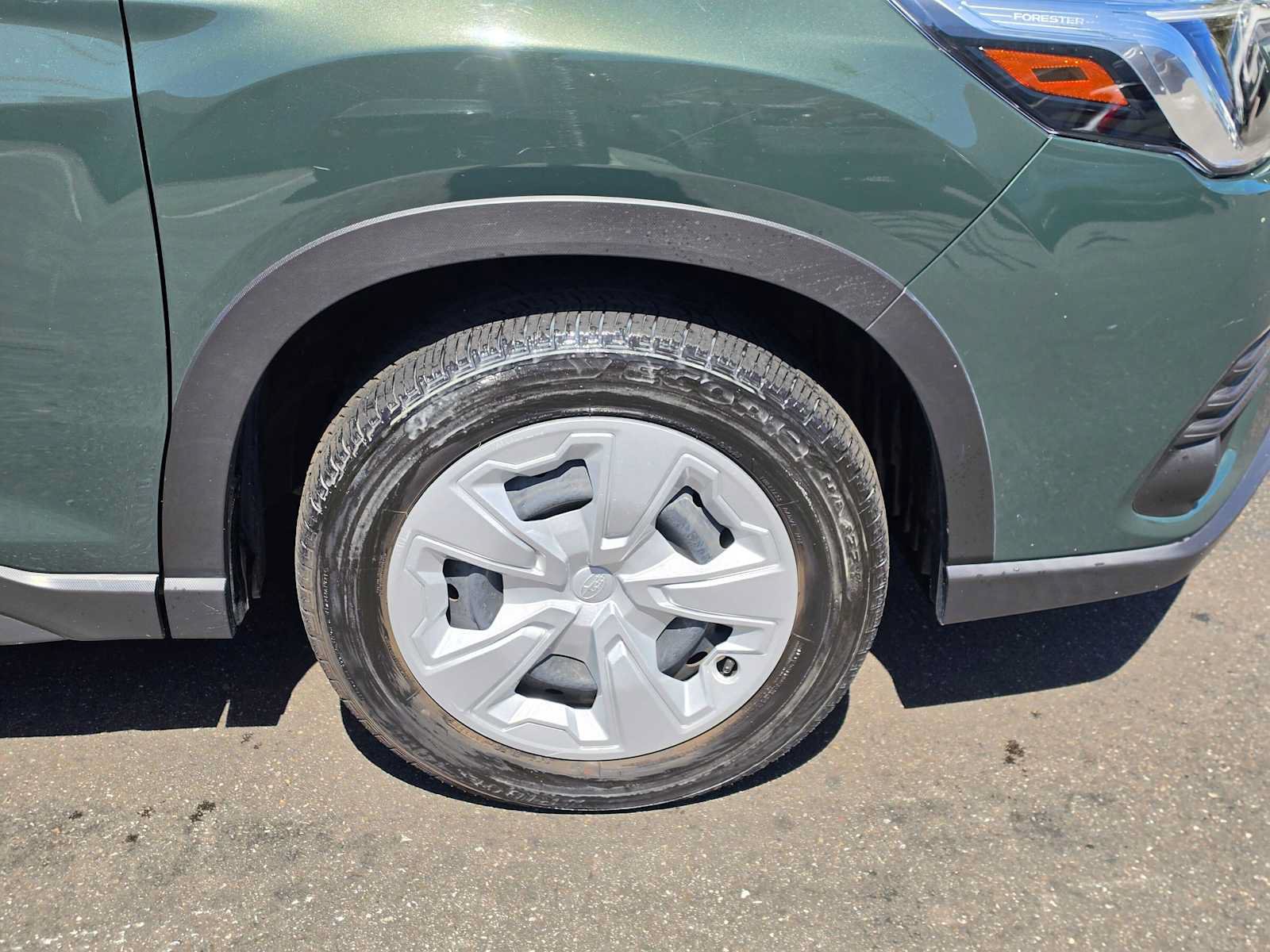 Certified 2023 Subaru Forester AWD/4WD image 9