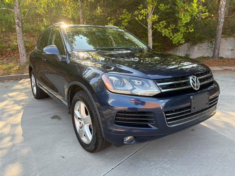 Used 2012 Volkswagen Touareg TDI AWD/4WD image 1