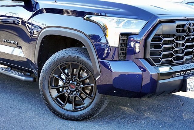 Used 2024 Toyota Tundra Limited w/ TRD Off-Road Package AWD/4WD image 4