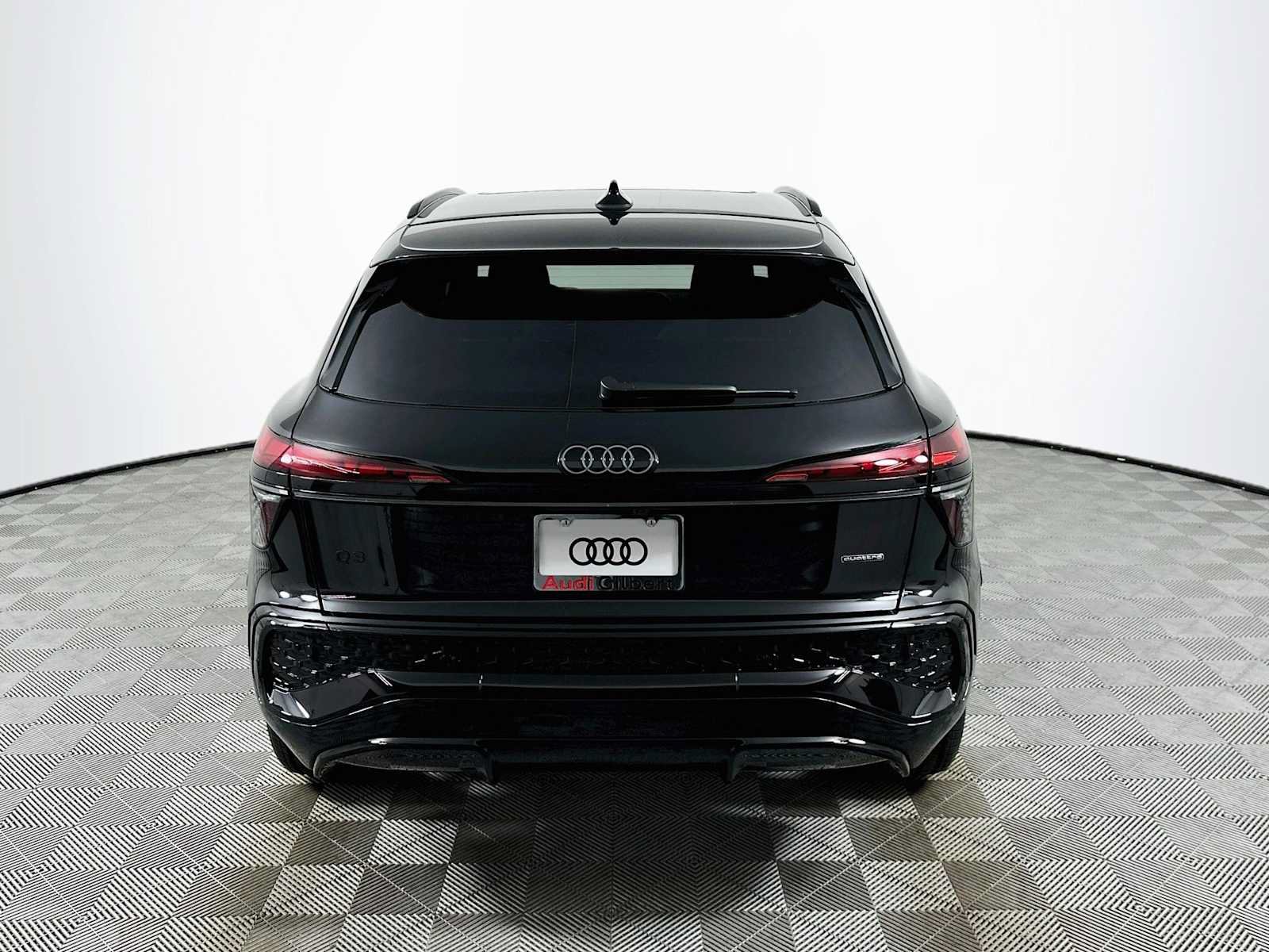 New 2026 Audi Q3 quattro 2.0T AWD/4WD image 6