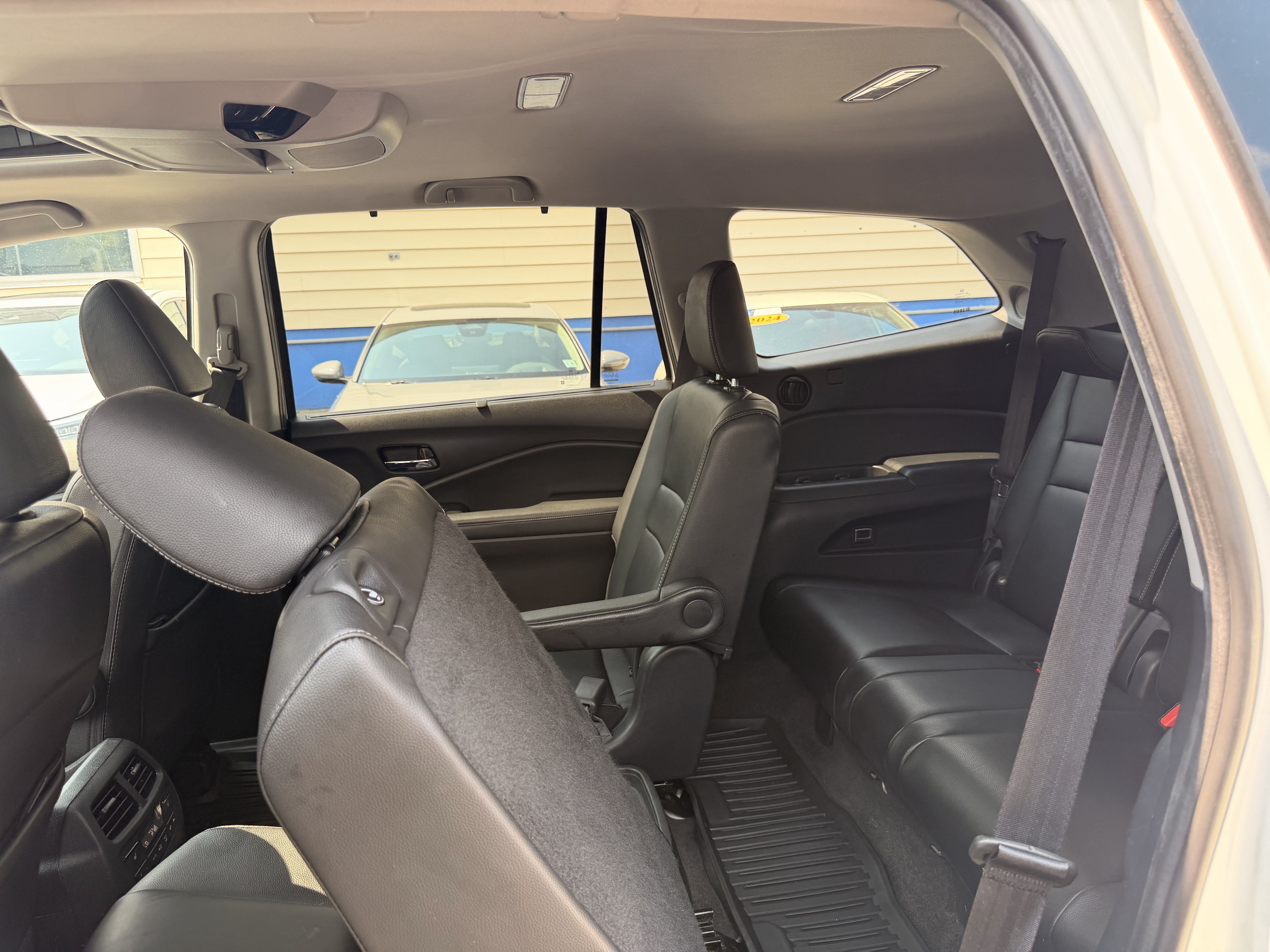 Certified 2019 Honda Pilot Touring image 25