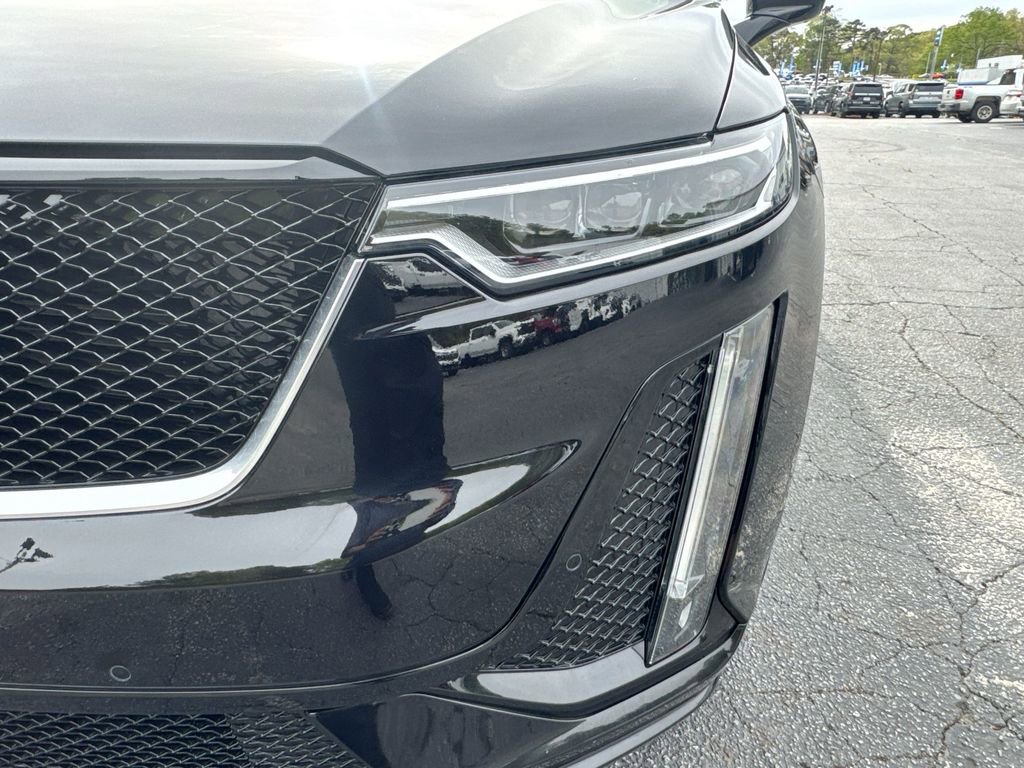 Used 2025 Cadillac XT6 Sport w/ Technology Package image 10